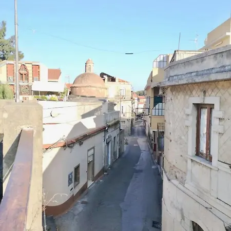 Fra Mare E Collina Nella Quiete Del Borgo